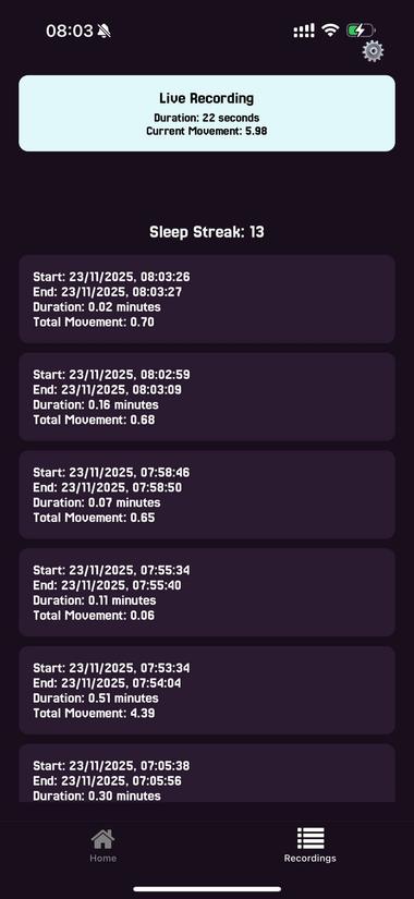 Eepy Cat recordings tab: live recording card, sleep streak, list of sessions with duration and movement